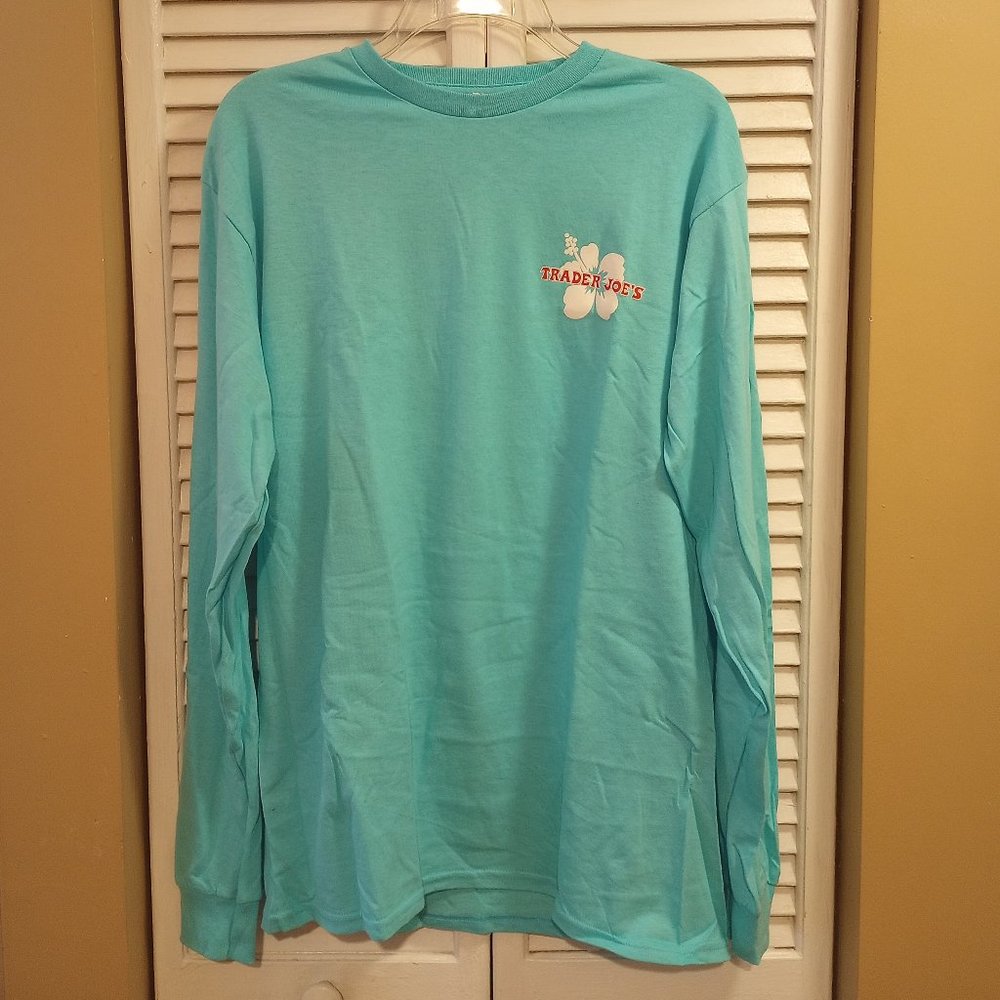 NWOT Trader Joe's Long-Sleeve Light Blue Shirt, Unisex, Size M